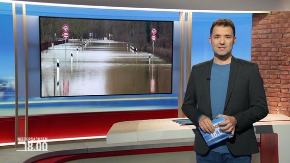 Johannes Avenarius moderiert Niedersachsen 18.00. © Screenshot 