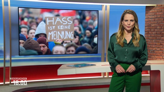 Tina Hermes moderiert das Niedersachsen Magazin um 18:00 Uhr. © Screenshot 