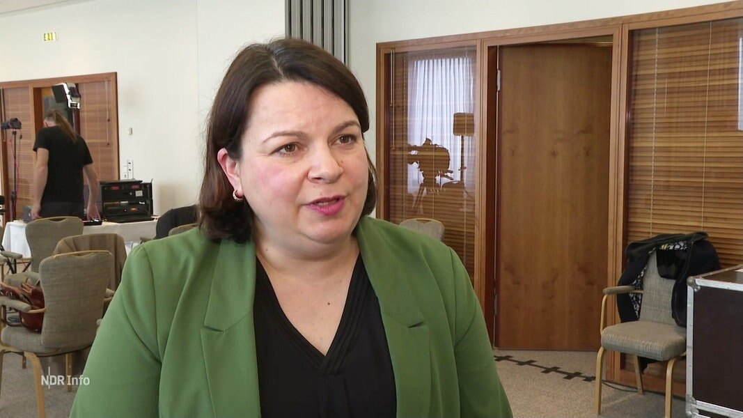 Integrationsministerin Stefanie Drese im Interview