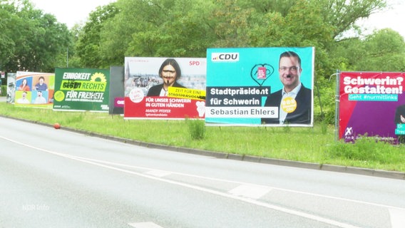 Wahlkampfplakate in Schwerin © Screenshot 