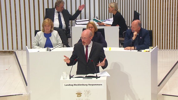 Christian Pegel von der SPD im Schweriner Landtag © Screenshot 
