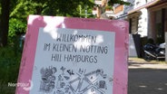 "Willkommen im kleinen Notting Hill Hamburgs", steht über einem gezeichneten Stadtplan. © Screenshot 