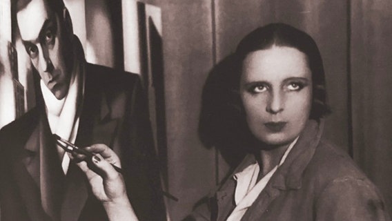 Tamara de Lempicka malt ein Gemälde. © Screenshot 