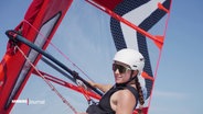 Die Hamburgerin Theresa Steinlein ist Olympiateilnehmerin in der Sparte Kitesurfen. © Screenshot 