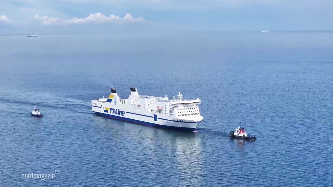 Fähre "Tinker Bell" nach Motorschaden wieder im Hafen