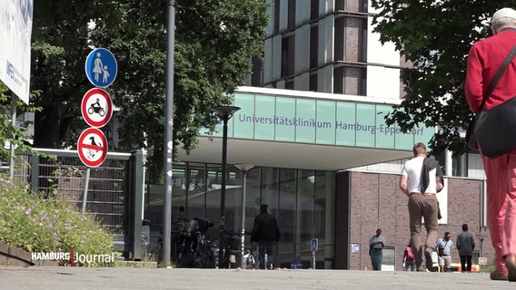 Der Eingang der Uniklinik UKE in Hamburg. © Screenshot 