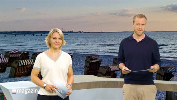 Marie-Luise Bram und Henrik Hanses moderieren das Schleswig-Holstein Magazin. © Screenshot 