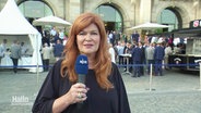 Reporterin Sophie Mühlmann berichtet live vom Protest gegen den Israelischen Botschafter in Hannover am 06.08.2024. © Screenshot 