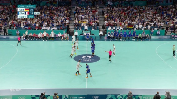 Szene vom Handballspiel Deutschland gegen Frankreich. © Screenshot 