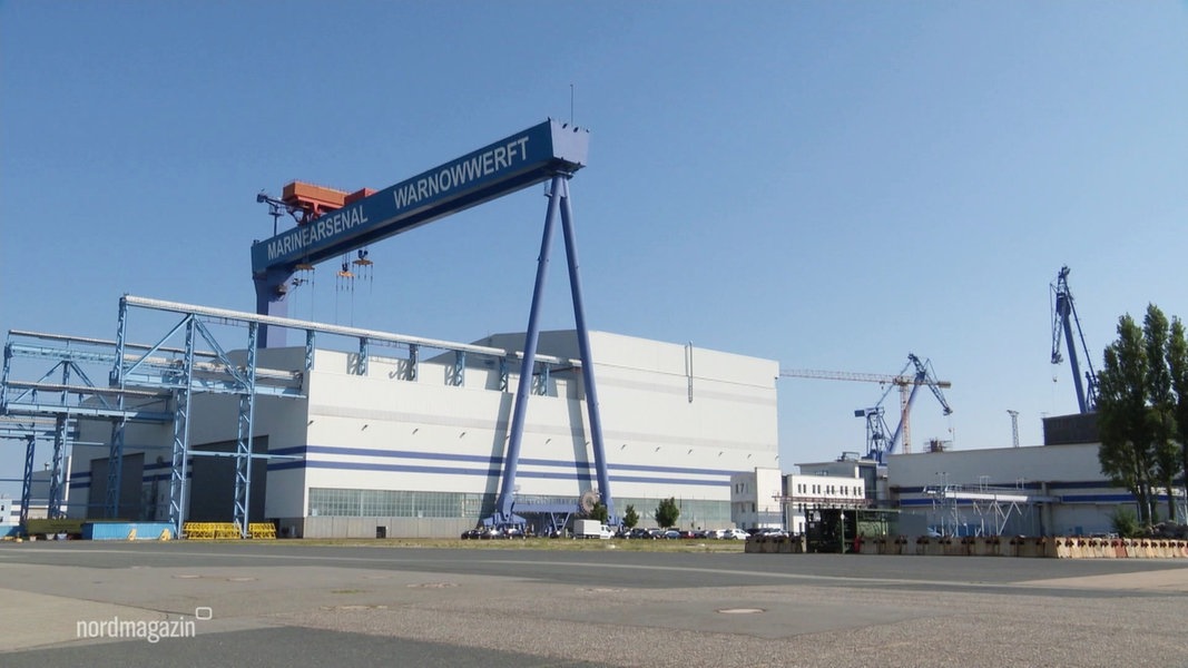 Betriebsversammlung bei Neptun Werft in Rostock