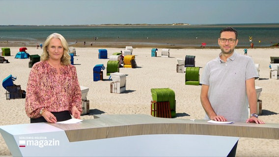 Harriet Heiße und Christopher Scheffelmeier moderieren das Schleswig-Holstein Magazin. © Screenshot 