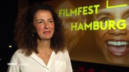 Malika Rabahalla vom Filmfest Hamburg im Interview. © Screenshot 