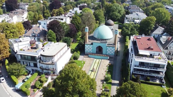 Das Islamische Zentrum Hamburg aus der Vogelperspektive © Screenshot 