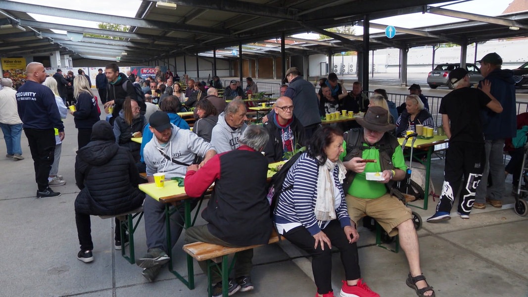 Sommerfest für Bedürftige und Obdachlose in Altona