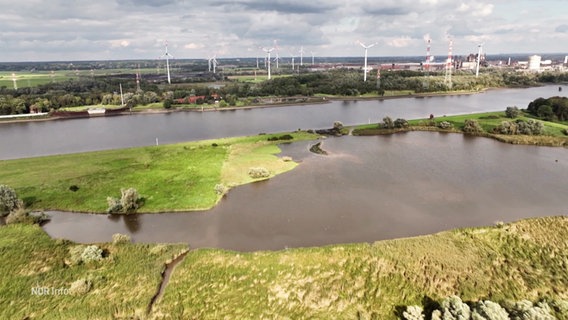 Luftbild der Landschaft an der Wesermündung © Screenshot 