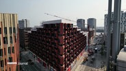 Ein Haus im Überseequartier in der Hafencity. © Screenshot 