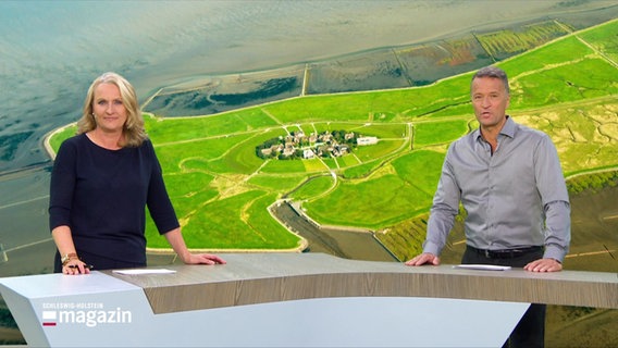 Harriet Heise und Gerrit Derkowski moderieren das Schleswig-Holstein Magazin. © Screenshot 