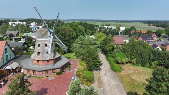 Luftbild von der Mühle in Banzkow © Screenshot 