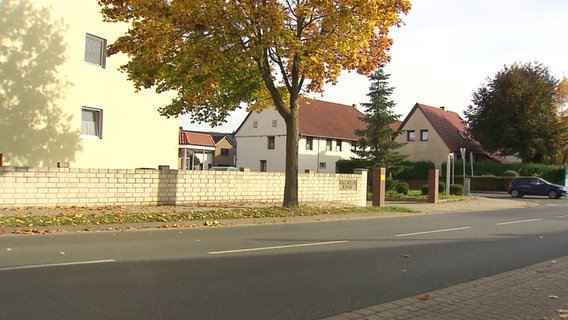 Blick auf einen Vorgarten in Vallstedt. © Screenshot 