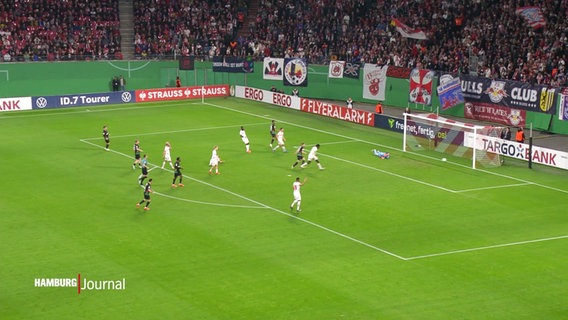 Fußball - Spielszene im Stadion. © Screenshot 