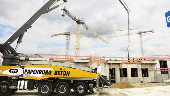 Eine Baustelle des Bauunternehmers Papenburg. © Screenshot 