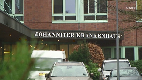 Der Eingang des Johanniter Krankehauses in Geesthaus © Screenshot 