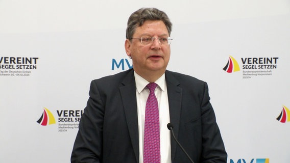 Der ausscheidende MV-Wirtschaftsminister Reinhard Meyer © Screenshot 