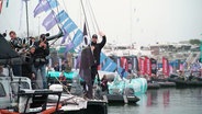 Boris Herrmann bei seiner Abfahrt zur Vendée Globe. © Screenshot 