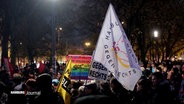 Eine Demo auf St. Pauli. © Screenshot 