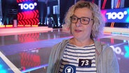 Eine Teilnehmerin im Studio von "Die 100 - was Deutschland bewegt". © Screenshot 