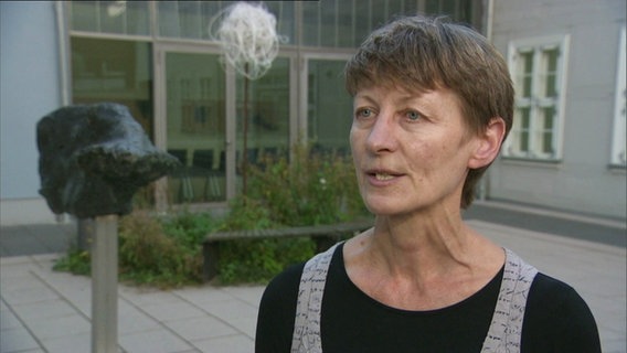 Gundula Engelhard von der Mecklenburgischen Literaturgesellschaft Neubrandenburg © Screenshot 