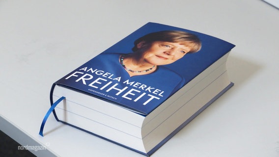 Angela Merkels Buch "Freiheit" © Screenshot 