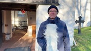 Stefan Kreibohm moderiert das Wetter von der Insel Hiddensee. © Screenshot 