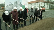 Der Spatenstich für den Neubau der Unimedizin. © Screenshot 