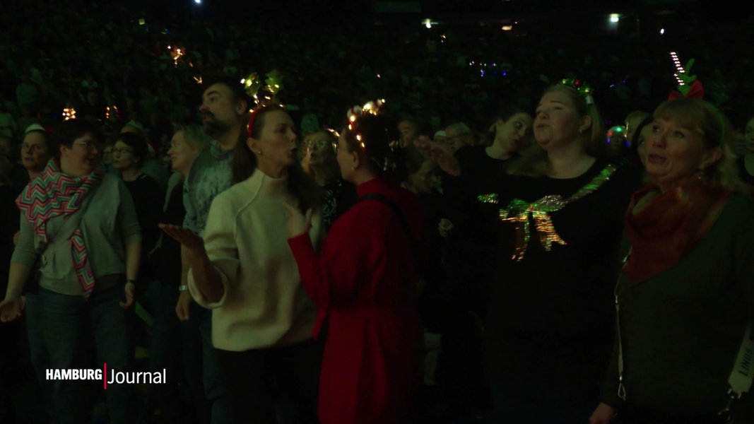 6.000 Menschen singen Weihnachtslieder in der Barclays Arena