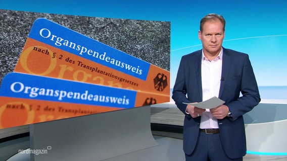 Thilo Tautz moderiert das Nordmagazin - Land und Leute. © Screenshot 