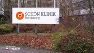 Eingangsschild der "Schön Klinik" in Rendsburg. © Screenshot 