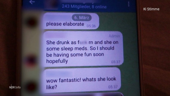 Auf einem Smartphone-Bildschirm sind Chat-Nachrichten einer Telegram-Gruppe mit Schilderungen von sexualisierter Gewalt zu lesen. © Screenshot 