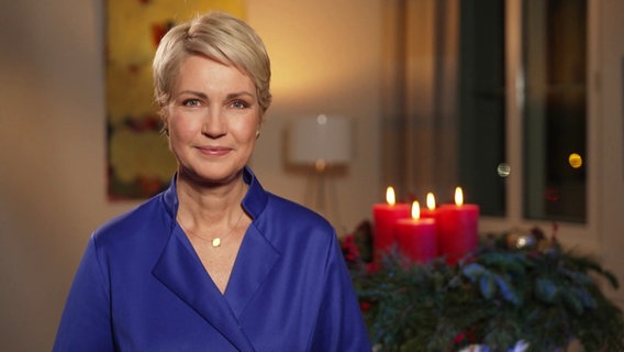 Ministerpräsidentin Manuela Schwesig (SPD) bei ihrer Weihnachtsansprache 2024. © Screenshot 