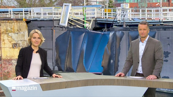 Moderationsduo Marie-Luise Bram und Gerrit Derkowski im Studio. © Screenshot 