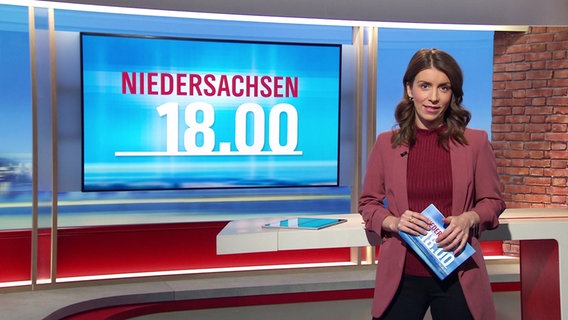 Lena Mosel moderiert Niedersachsen 18.00. © Screenshot 