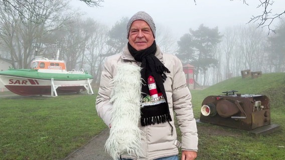 Thomas Globig im Wetterstudio am Kap Arkona auf Rügen © Screenshot 