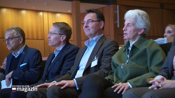 Agnes Strack-Zimmermann und Daniel Günther beim IHK-Jahresempfang 2025 in Lübeck. © Screenshot 