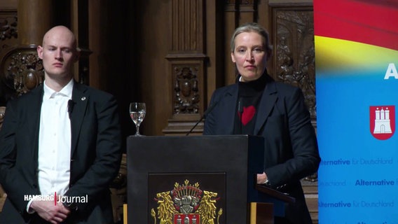 Die Kanzlerkandidatin der AfD bei einer Rede im großen Festsaal des Hamburger Rathauses © Screenshot 