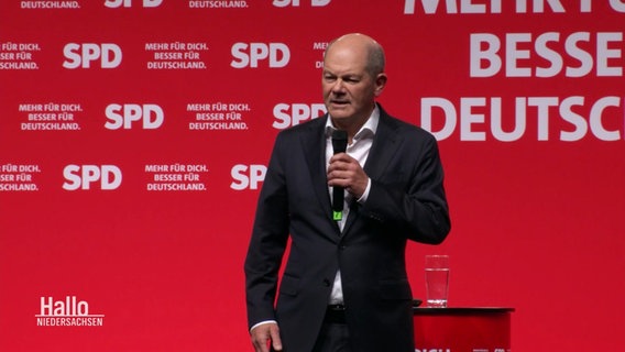 Der Kanzler Olaf Scholz auf Wahlkampftour in Wolfsburg. © Screenshot 