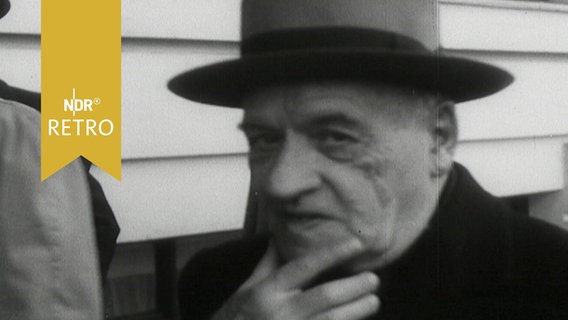 José Ortega y Gasset mit Hut (1953) © Screenshot 