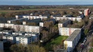 Der Stralsunder Plattenbau-Stadtteil aus der Vogelperspektive. © Screenshot 