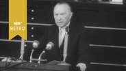 Bundeskanzler Konrad Adenauer am 07.04.1954 bei Ansprache (Regierungserklärung) im Bundestag © Screenshot 