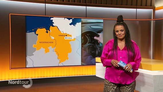 Nadja Babalola moderiert die Nordtour. © Screenshot 