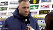 Daniel Brinkmann, Trainer von Hansa Rostock, im Interview. © Screenshot 